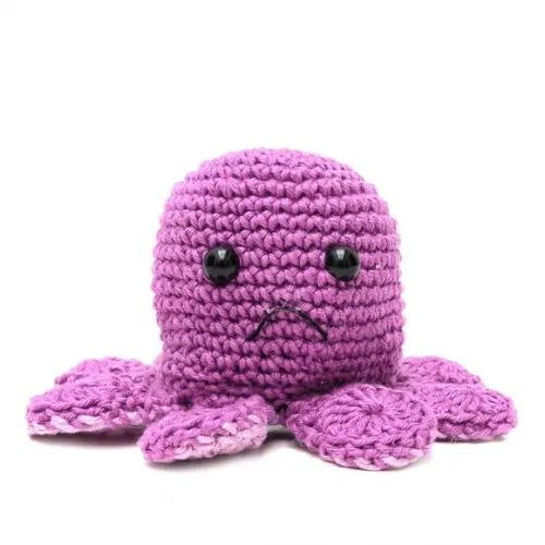 Polvo do Humor Lilás em Amigurumi