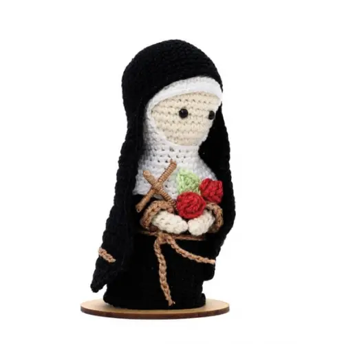 Santa Rita em Amigurumi