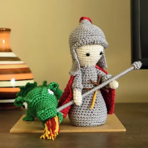 São Jorge e o Dragão em Amigurumi