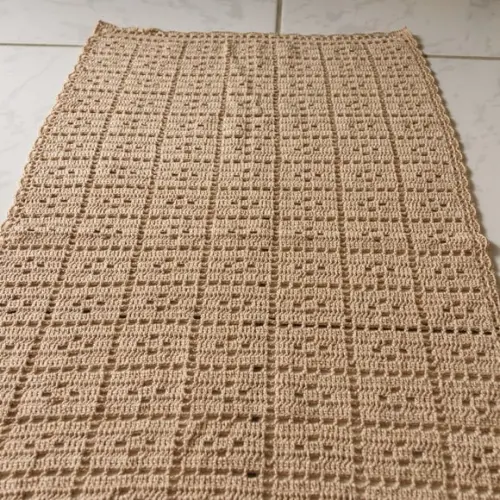 Tapete Quadriculado em Crochê