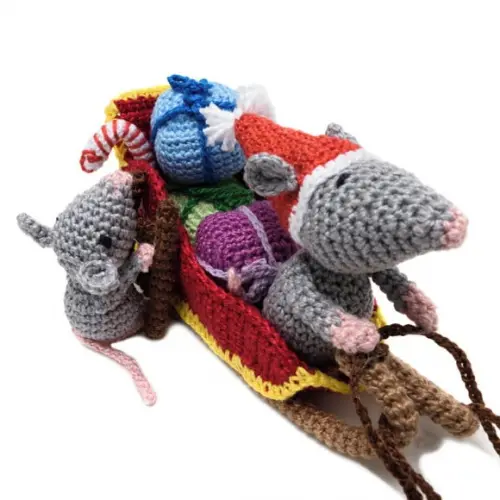 Trenó de Natal com Ratinhos em Amigurumi