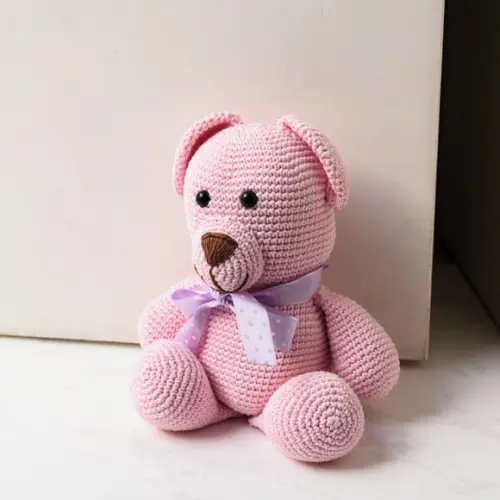 Urso Rosa Peso de Porta em Amigurumi