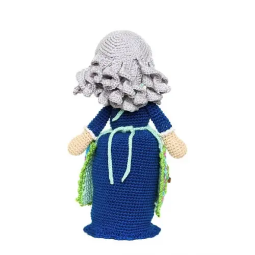 Vovó Costureira em Amigurumi