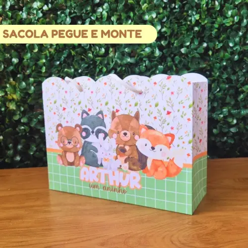 Sacolinha Personalizada Bosque Encantado Menino | Lembrancinha Fe