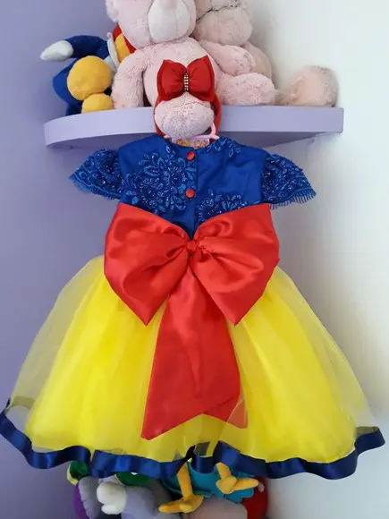 Vestido Infantil Branca de Neve de Luxo
