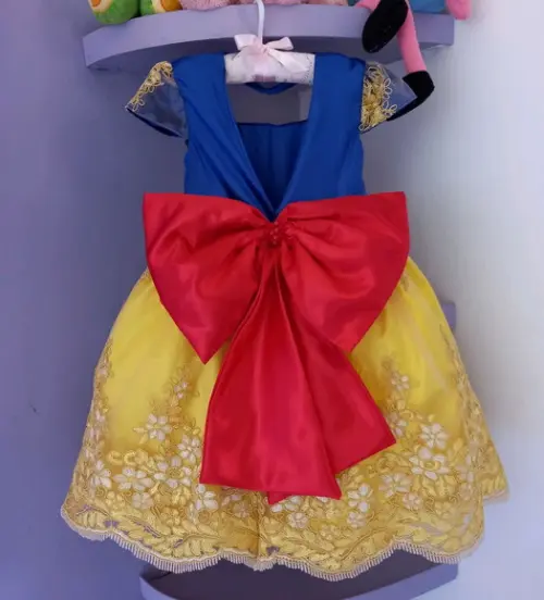 Vestido Infantil Branca de Neve de Luxo