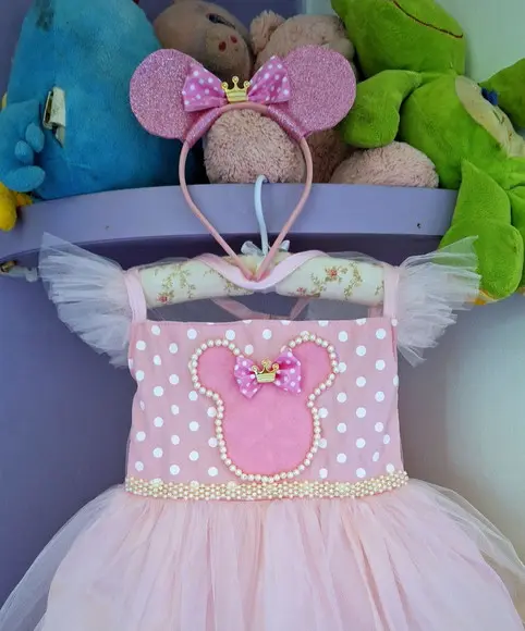 Vestido Infantil Minnie Princesa Rosa com Tiara