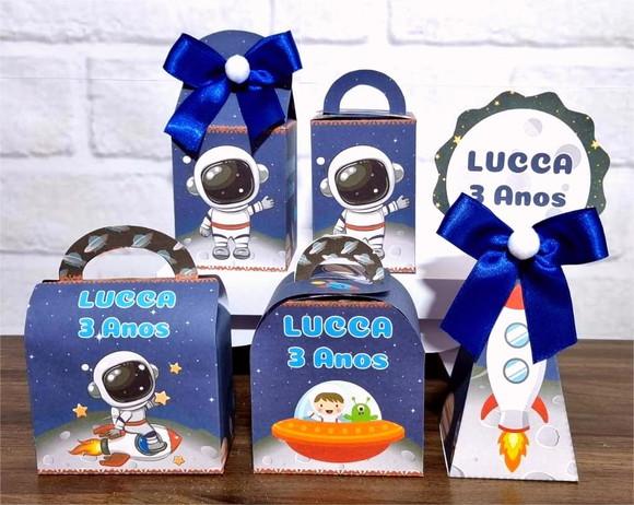 Kit 30 Caixas Personalizados Astronauta