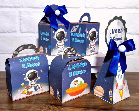 Kit 30 Caixas Personalizados Astronauta