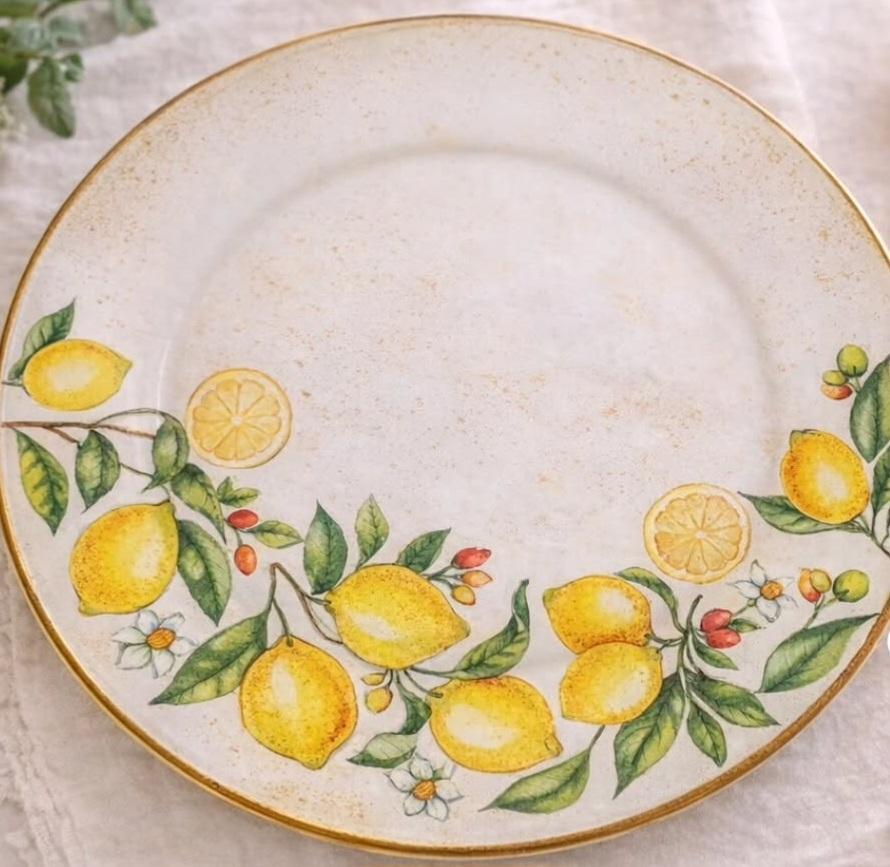 Prato de sobremesa em decoupage artesanal