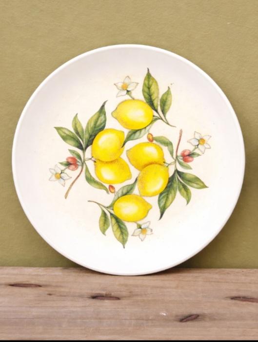 Prato decorativo em decoupage artesanal 22 cm de diâmetro