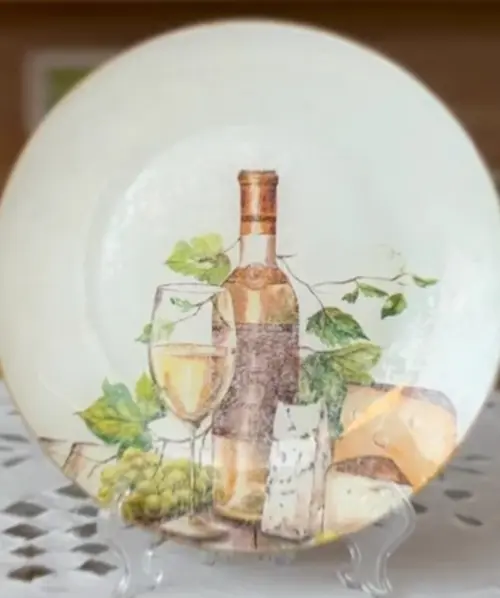 Prato raso em decoupage artesanal