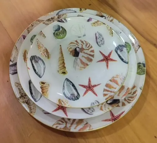 Jogo de pratos (1 raso + 1 sobremesa) em decoupage artesanal