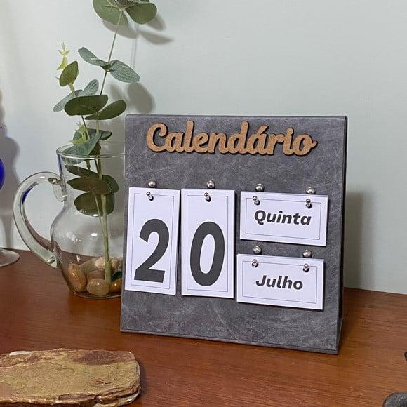 Calendário Permanente para Mesa-tyvek
