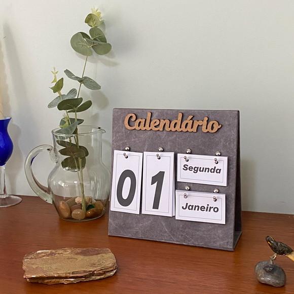 Calendário Permanente para Mesa-tyvek