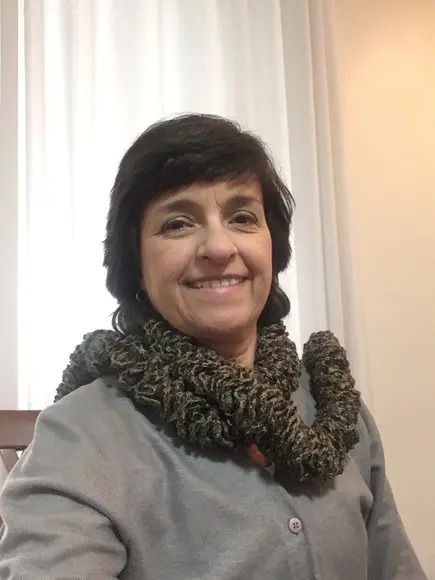 Cachecol rendado em tricô