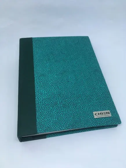 Caderno A5 costura artesanal 192 páginas