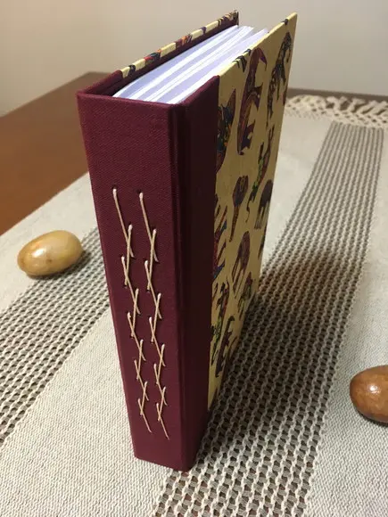 Caderno A5 costura artesanal 192 páginas