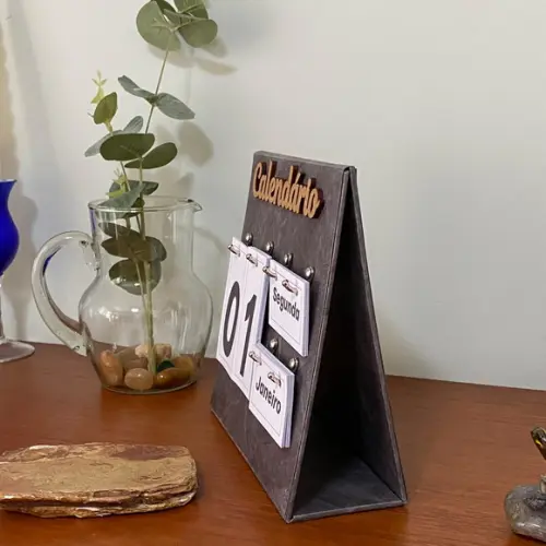 Calendário Permanente para Mesa-tyvek