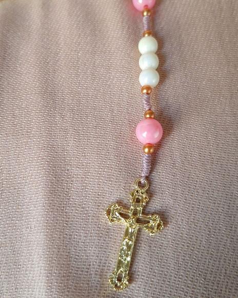 Terço Nossa Senhora de Fátima (creme)
