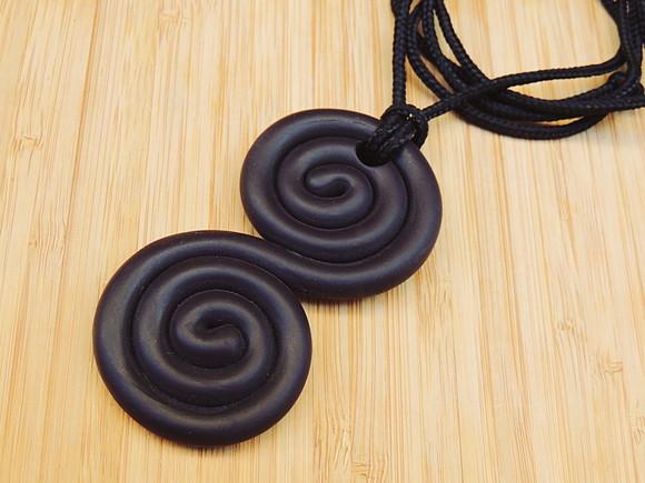 Colar Espiral Dupla Preta