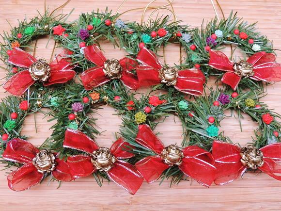 Enfeites de Natal Exclusivos - Mini Guirlandas - 8 Unidades