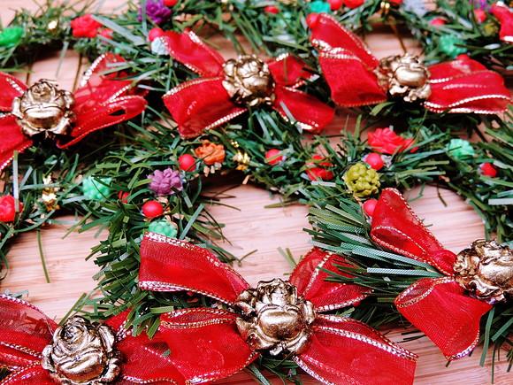 Enfeites de Natal Exclusivos - Mini Guirlandas - 8 Unidades