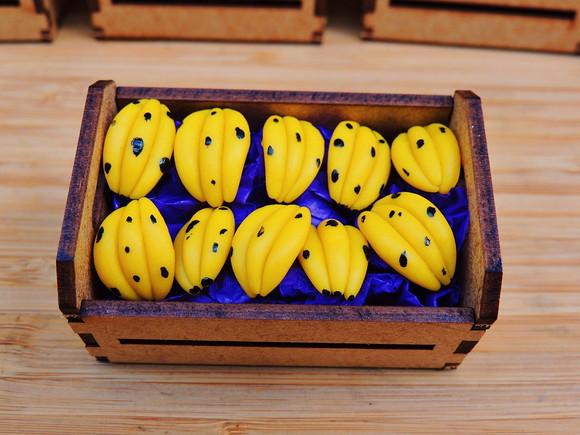Mini Caixa de Feira com 10 Bananas - Biscuit