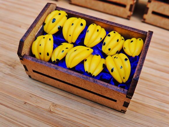 Mini Caixa de Feira com 10 Bananas - Biscuit