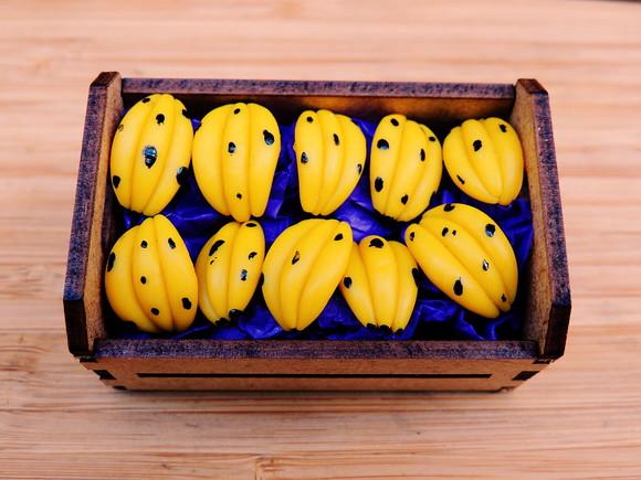 Mini Caixa de Feira com 10 Bananas - Biscuit
