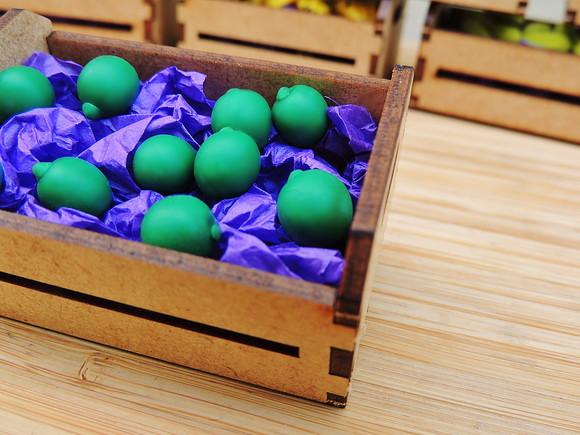 Mini Caixa de Feira com 10 Limões - Biscuit
