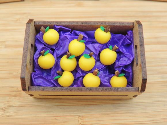 Mini Caixa de Feira com 10 Maracujás - Biscuit