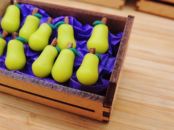 Mini Caixa de Feira com 10 Peras - Biscuit