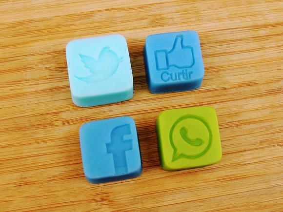 Sabonete Redes Sociais - 4 Kits