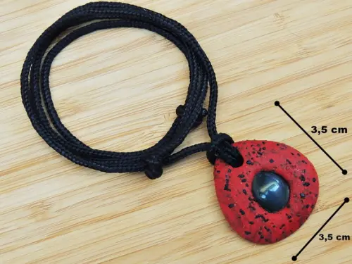 Colar Vermelho com Ágata Cinza