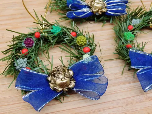 Enfeites de Natal Exclusivos - Mini Guirlandas - 8 Unidades