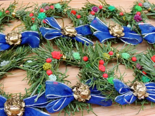 Enfeites de Natal Exclusivos - Mini Guirlandas - 8 Unidades