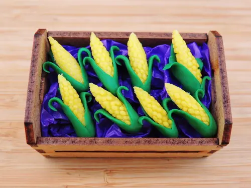 Mini Caixa de Feira com 10 Espigas de Milho - Biscuit