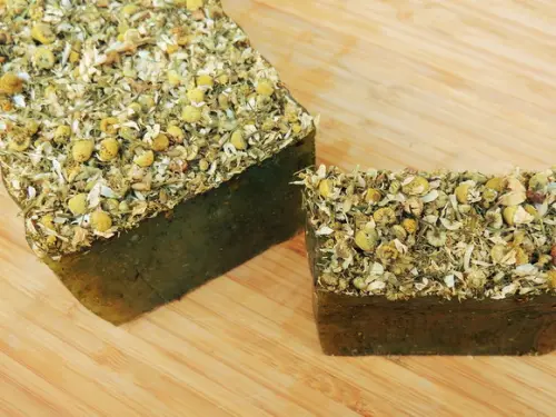 Sabonete fitoterápico Camomila e Argila Verde