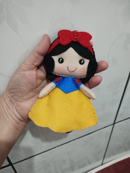 Branca de Neve em Feltro