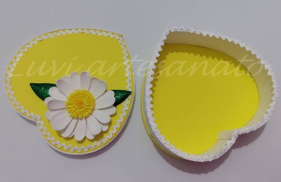 Caixa coração em e.v.a. margarida