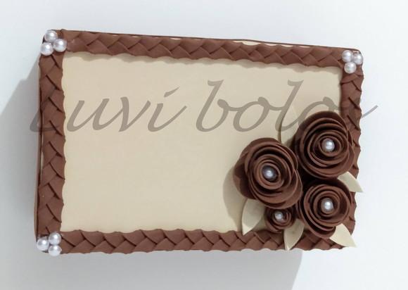 Caixa em Eva porta chocolate