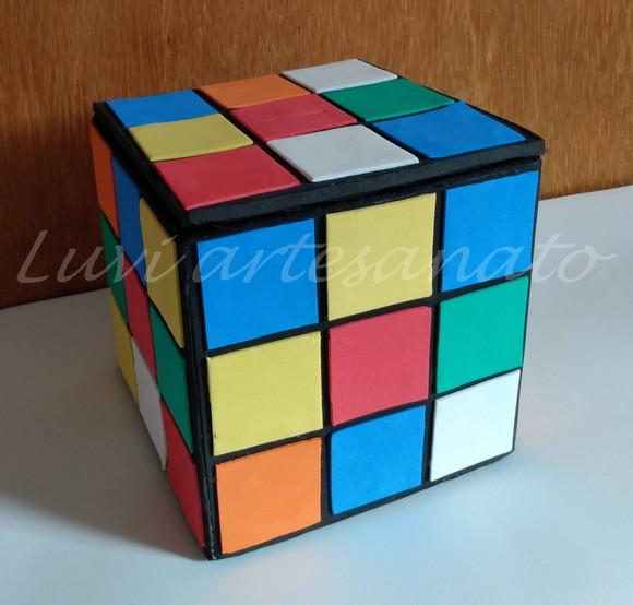 Cubo Mágico/cofrinho em eva