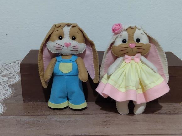 Kit Casal de Coelhinhos