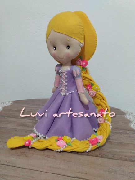 Princesa Rapunzel em feltro