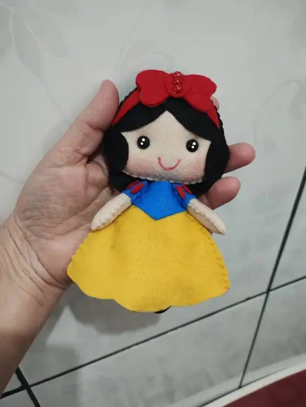 Branca de Neve em Feltro
