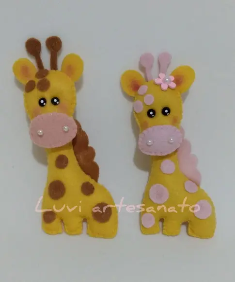 Kit Casal de Garafinhas em Feltro