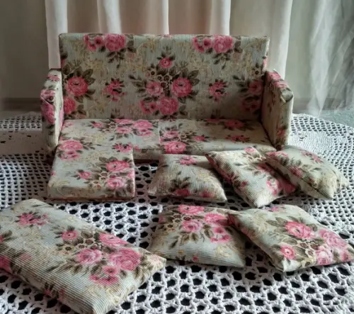 Sofa Chaise Florido para Boneca Barbie