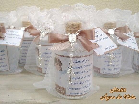 Lembrancinha Batizado Água Benta Vidro com Terço e Organza
