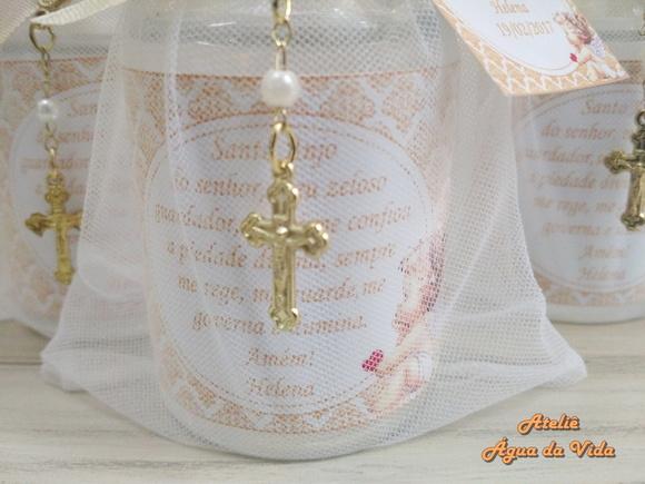 Lembrancinha Batizado Água Benta Vidro com Terço e Organza
